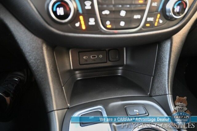 2024 Chevrolet Equinox LT / AWD / Auto Start / Power Premium Cloth Seats / Forward Collision Alert / Lane Departure & Blind Spot Alert / Apple CarPlay & Android Auto / USB & Aux Input / Back Up Camera / 1-Owner Anchorage AK