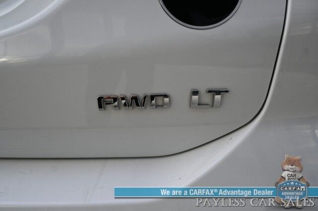 2024 Chevrolet Equinox LT / AWD / Auto Start / Power & Heated Cloth Seats / Lane Departure & Blind Spot Alert / Apple CarPlay & Android Auto / USB Input / Back Up Camera / Cruise Control / Keyless Entry & Start / 30 MPG / 1-Owner Anchorage AK