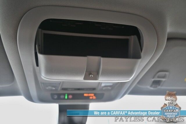 2024 Chevrolet Equinox LT / AWD / Auto Start / Power & Heated Seats / Lane Departure & Blind Spot Alert / Forward Collision Warning / Apple CarPlay & Android Auto / Back Up Camera / Keyless Entry & Start / 30 MPG / 1-Owner Anchorage AK