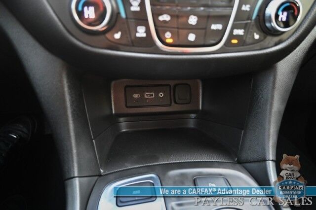2024 Chevrolet Equinox LT / AWD / Auto Start / Power & Heated Seats / Lane Departure & Blind Spot Alert / Forward Collision Warning / Apple CarPlay & Android Auto / Back Up Camera / Keyless Entry & Start / 30 MPG / 1-Owner Anchorage AK