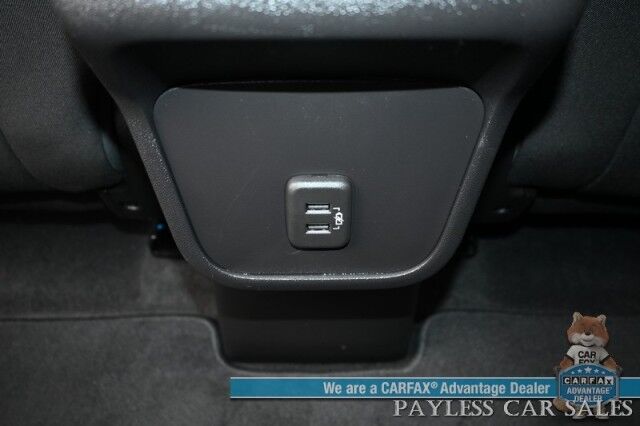 2024 Chevrolet Equinox LT / AWD / Auto Start / Power & Heated Seats / Lane Departure & Blind Spot Alert / Forward Collision Warning / Apple CarPlay & Android Auto / Back Up Camera / Keyless Entry & Start / 30 MPG / 1-Owner Anchorage AK