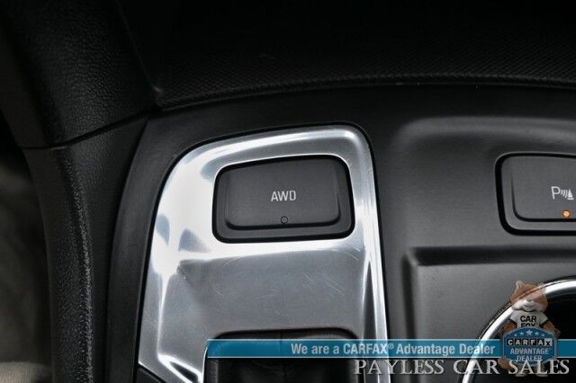 2024 Chevrolet Equinox LT / AWD / Auto Start / Power & Heated Seats / Lane Departure & Blind Spot Alert / Forward Collision Warning / Apple CarPlay & Android Auto / Back Up Camera / Keyless Entry & Start / 30 MPG / 1-Owner Anchorage AK