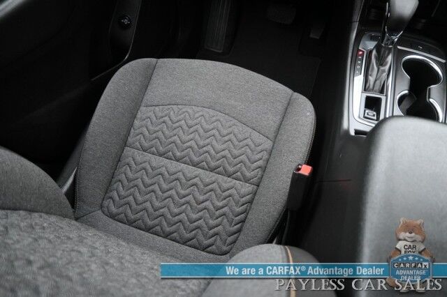 2024 Chevrolet Equinox LT / AWD / Auto Start / Power & Heated Seats / Lane Departure & Blind Spot Alert / Forward Collision Warning / Apple CarPlay & Android Auto / Back Up Camera / Keyless Entry & Start / 30 MPG / 1-Owner Anchorage AK