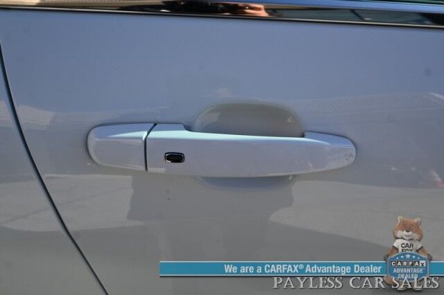 2024 Chevrolet Equinox LT / AWD / Power & Heated Seats / Lane Departure & Blind Spot Alert / Forward Collision Warning / Apple CarPlay & Android Auto / Back Up Camera / Keyless Entry & Start / Power Lift Gate / 30 MPG / 1-Owner Anchorage AK