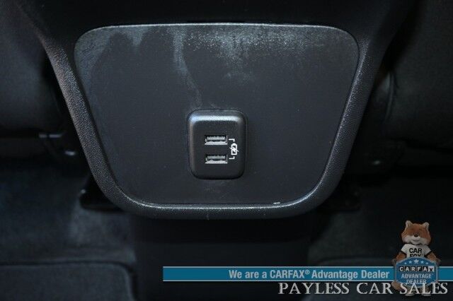 2024 Chevrolet Equinox LT / AWD / Power & Heated Seats / Lane Departure & Blind Spot Alert / Forward Collision Warning / Apple CarPlay & Android Auto / Back Up Camera / Keyless Entry & Start / Power Lift Gate / 30 MPG / 1-Owner Anchorage AK