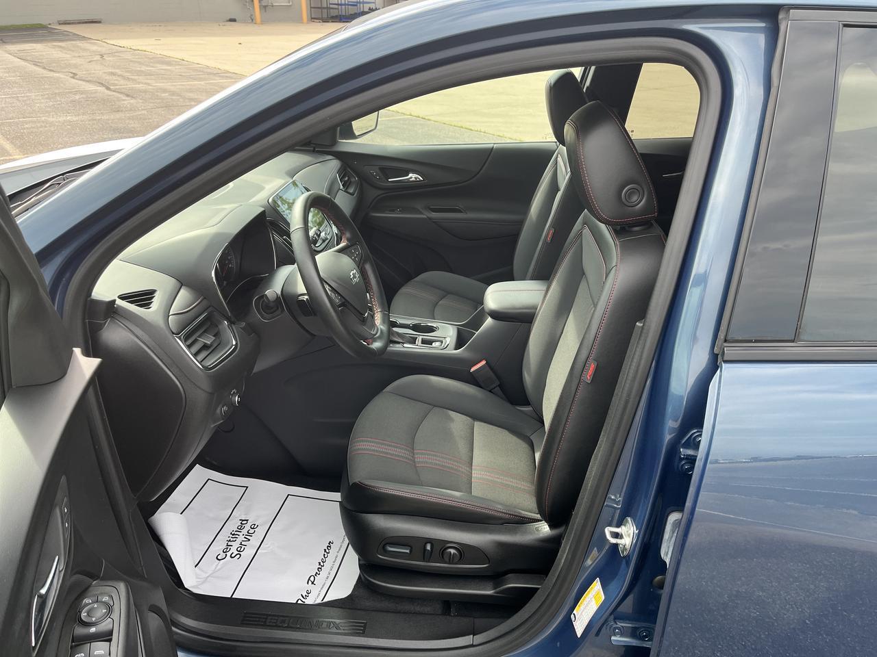 2024 Chevrolet Equinox RS AWD Safety&InfotainmentPkg w/AdaptiveCruise HtdSeats HtdStrngWhl HD-SurroundVision Saukville WI