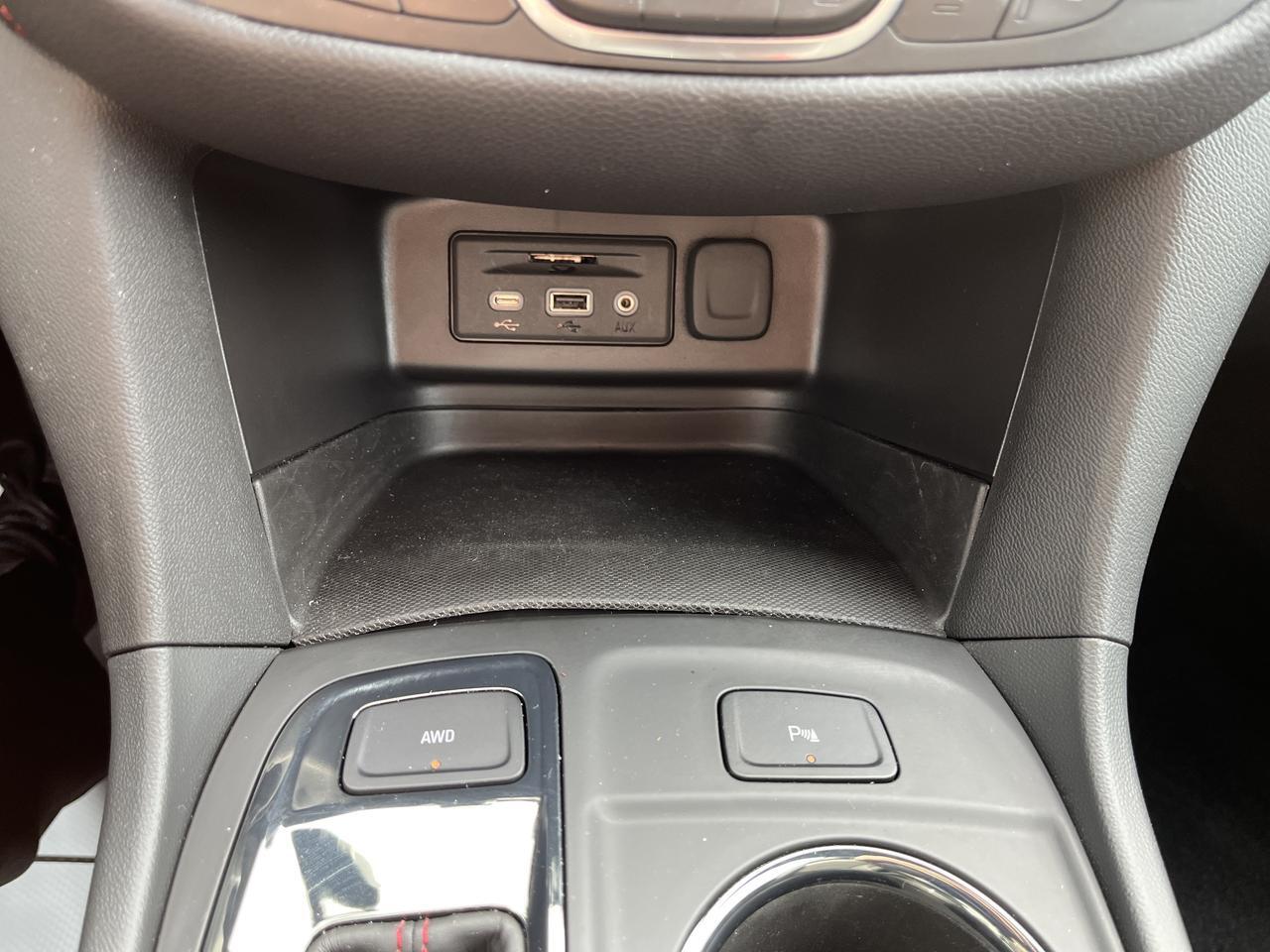 2024 Chevrolet Equinox RS AWD Safety&InfotainmentPkg w/AdaptiveCruise HtdSeats HtdStrngWhl HD-SurroundVision Saukville WI