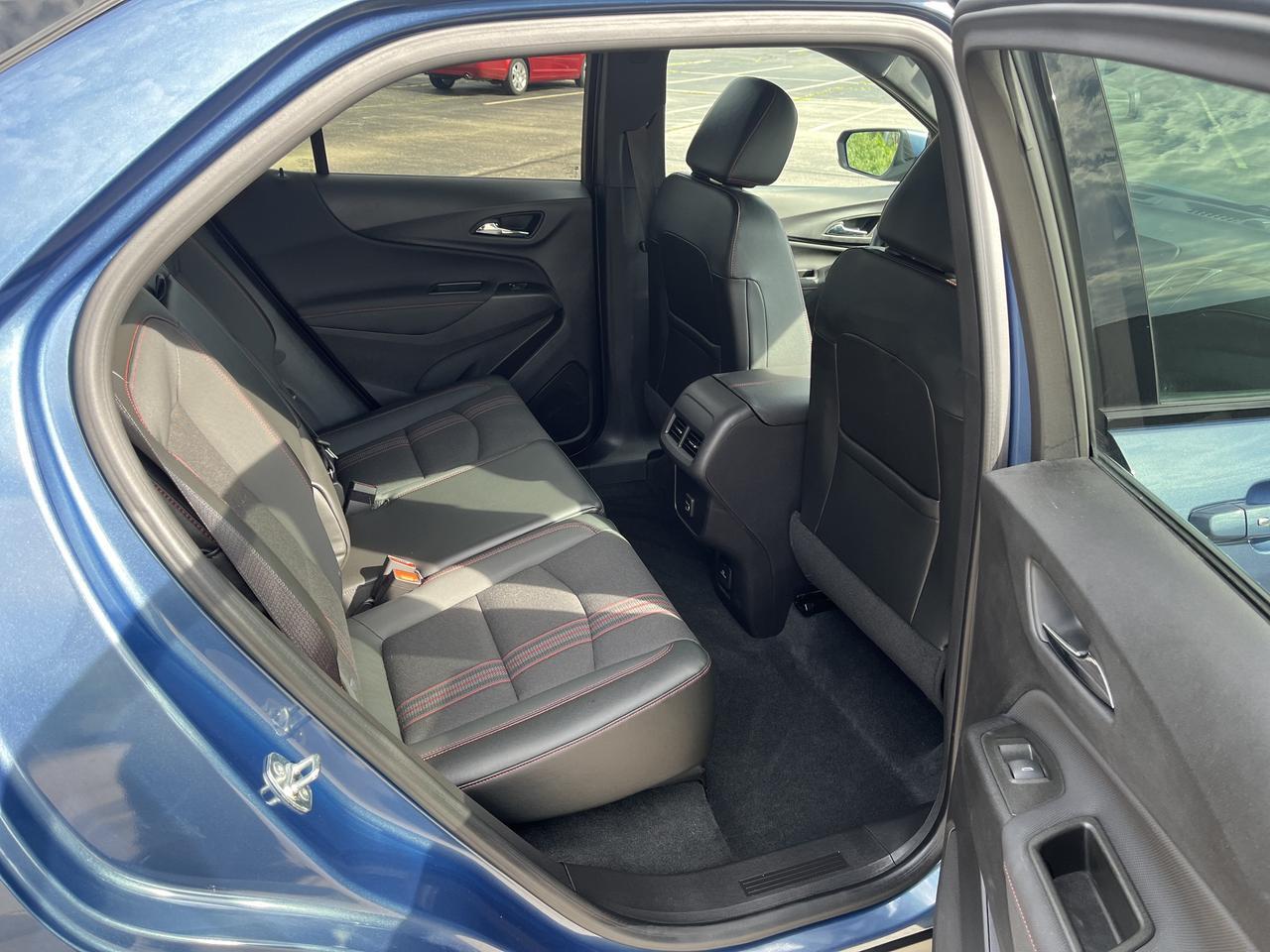 2024 Chevrolet Equinox RS AWD Safety&InfotainmentPkg w/AdaptiveCruise HtdSeats HtdStrngWhl HD-SurroundVision Saukville WI