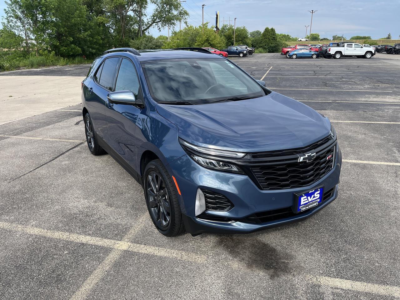 2024 Chevrolet Equinox RS AWD Safety&InfotainmentPkg w/AdaptiveCruise HtdSeats HtdStrngWhl HD-SurroundVision Saukville WI