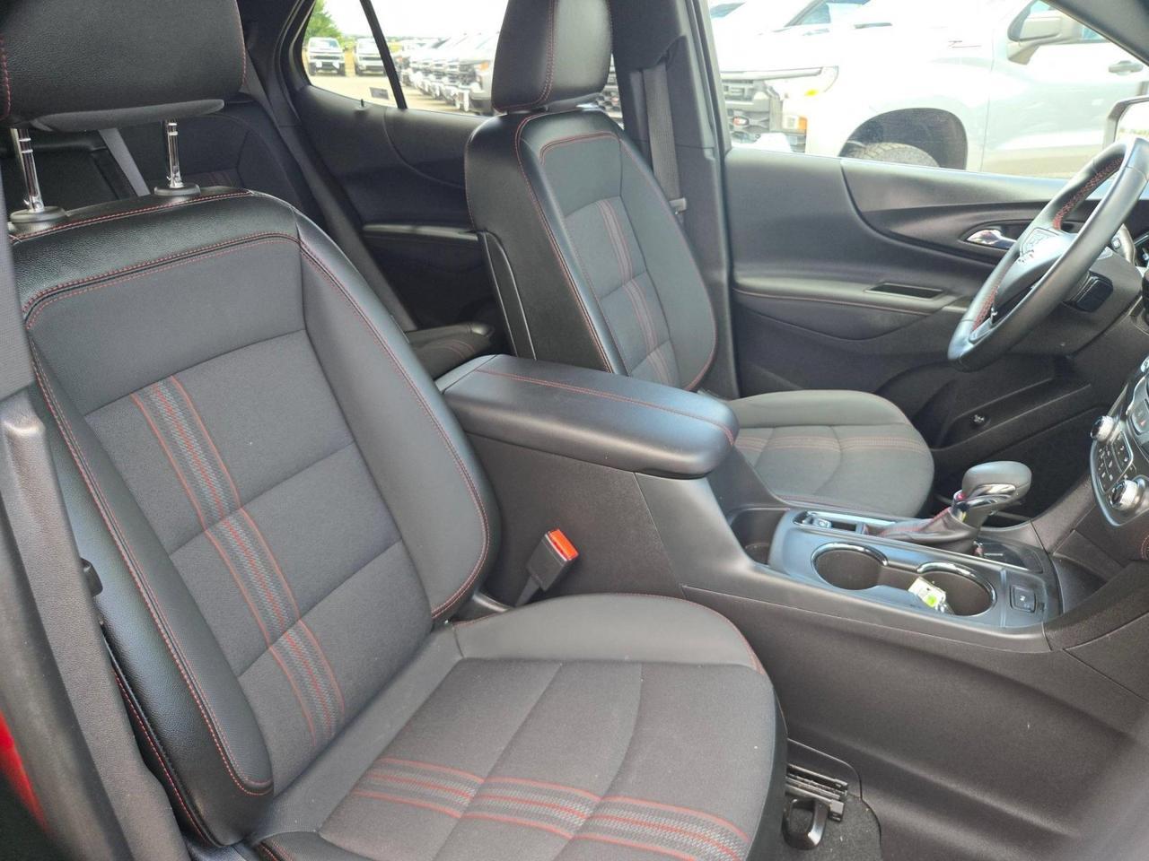 2024 Chevrolet Equinox RS Castroville TX