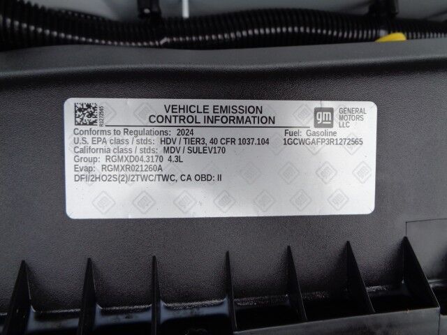 2024 Chevrolet Express 2500 ~ Ladder Rack & Shelves ~ Only 9K Miles! Rocklin CA