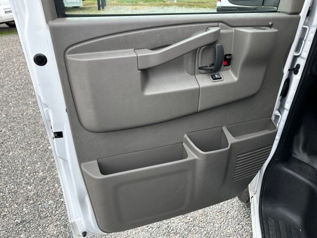 2024 Chevrolet Express 2500 Cargo Van w/ Ladder Rack & Bin Package Ashland VA