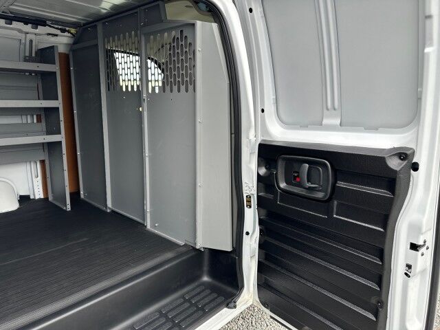 2024 Chevrolet Express 2500 Cargo Van w/ Ladder Rack & Bin Pkg Ashland VA
