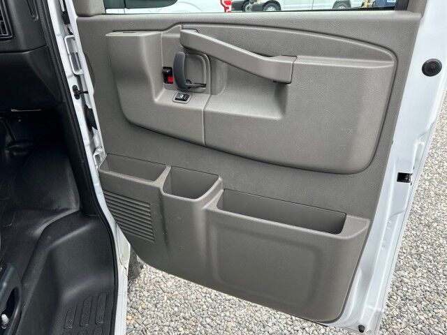 2024 Chevrolet Express 2500 Cargo Van w/ Ladder Rack & Bin Pkg Ashland VA