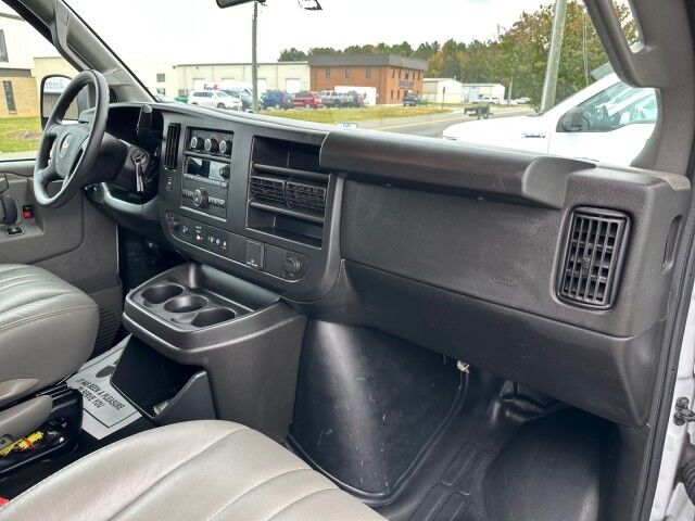 2024 Chevrolet Express 2500 Cargo Van w/ Ladder Rack & Bin Pkg Ashland VA