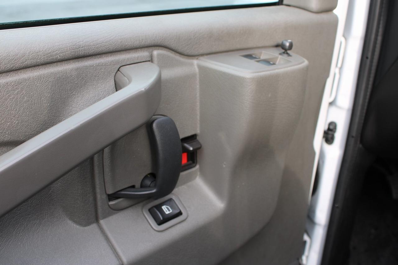 2024 Chevrolet Express 2500 Work Van Manassas VA