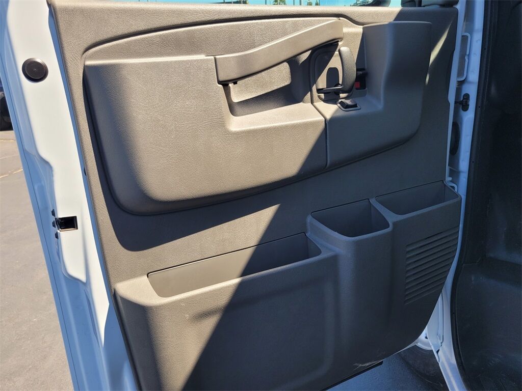 2024 Chevrolet Express 3500 2 Door Cutaway Van Roseville CA