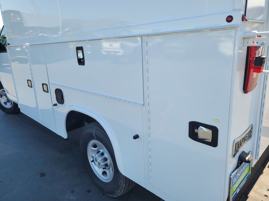 2024 Chevrolet Express 3500 2 Door Cutaway Van Roseville CA