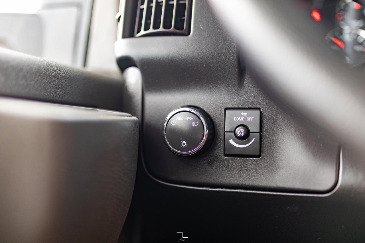 2024 Chevrolet Express 3500 Cube Van BCam Red Deer AB