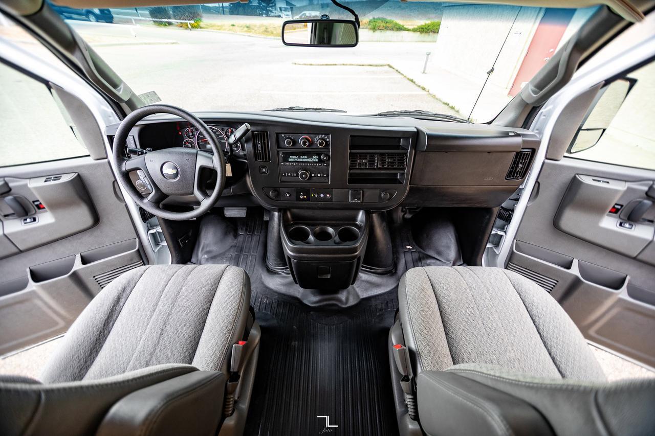 2024 Chevrolet Express 3500 Cube Van BCam Red Deer AB