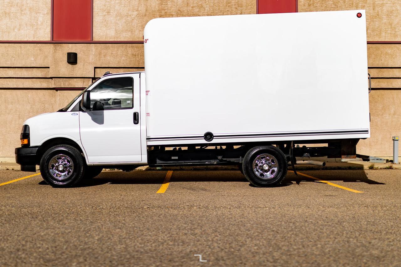 2024 Chevrolet Express 3500 Cube Van BCam Red Deer AB