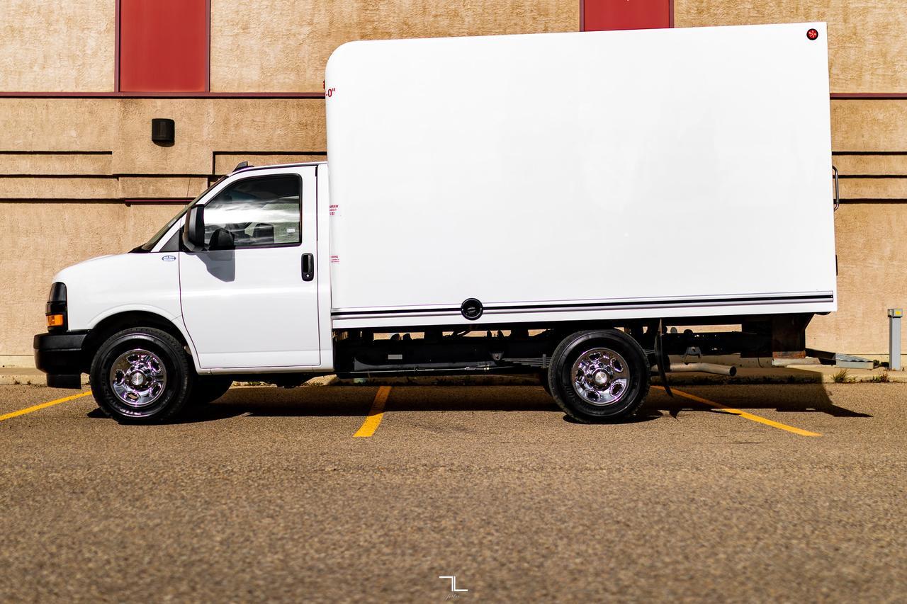 2024 Chevrolet Express 3500 Cube Van BCam Red Deer AB