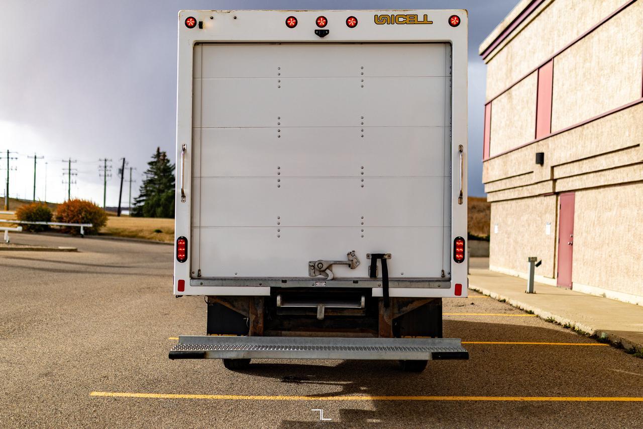 2024 Chevrolet Express 3500 Cube Van BCam Red Deer AB