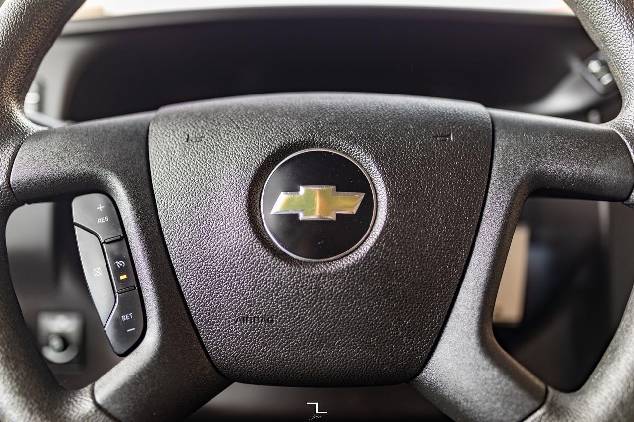 2024 Chevrolet Express 3500 Cube Van BCam Red Deer AB