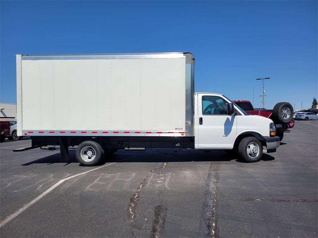2024 Chevrolet Express 3500 Cutaway Roseville CA