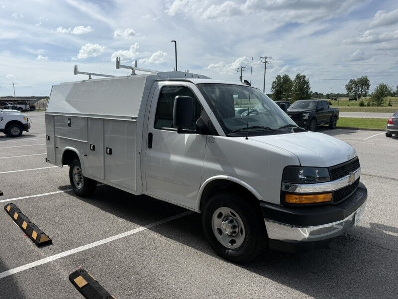 2024 Chevrolet Express 3500 KUV Utility 3k mi's! Collinsville OK