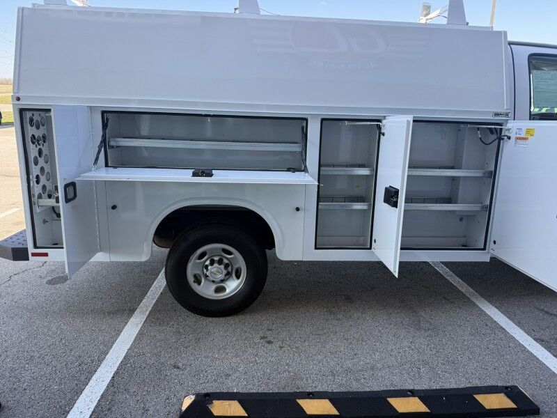 2024 Chevrolet Express 3500 KUV Utility Bed 5k mi's Collinsville OK