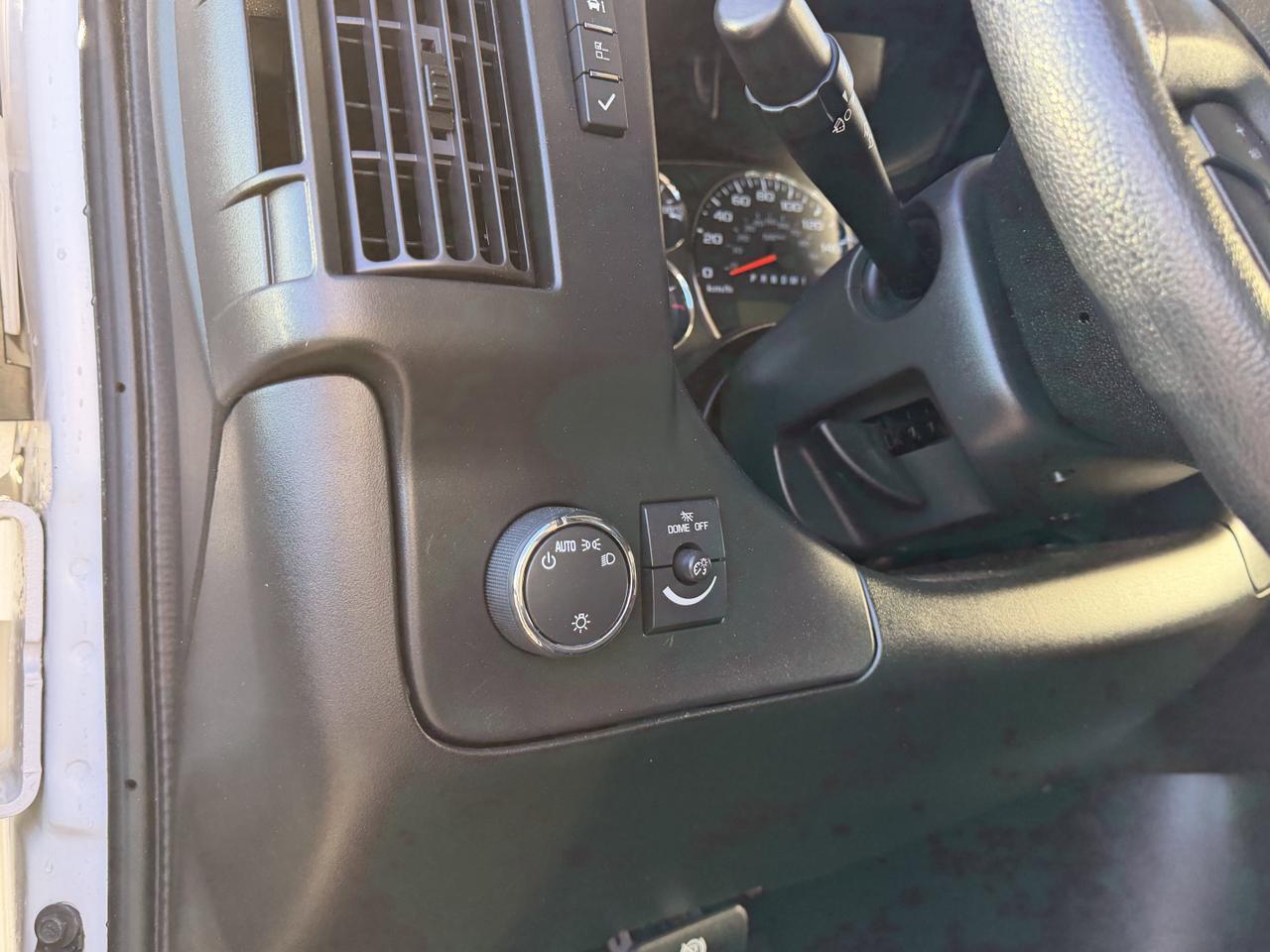 2024 Chevrolet Express Cargo Van CARGO | 135" | Back Up Camera | Low Mileage | Power Options Redwater AB