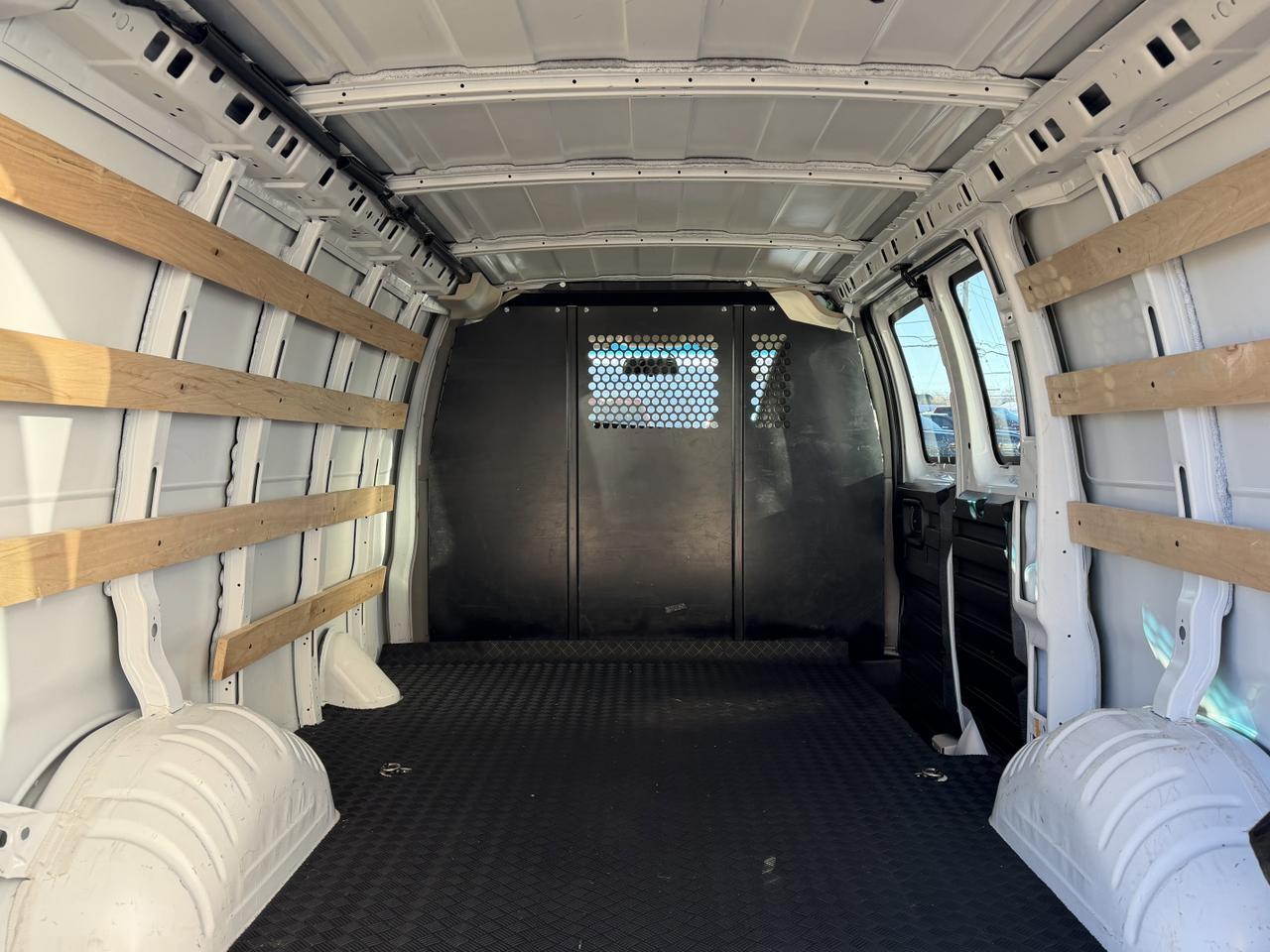 2024 Chevrolet Express Cargo Van CARGO | 135" | Back Up Camera | Low Mileage | Power Options Redwater AB