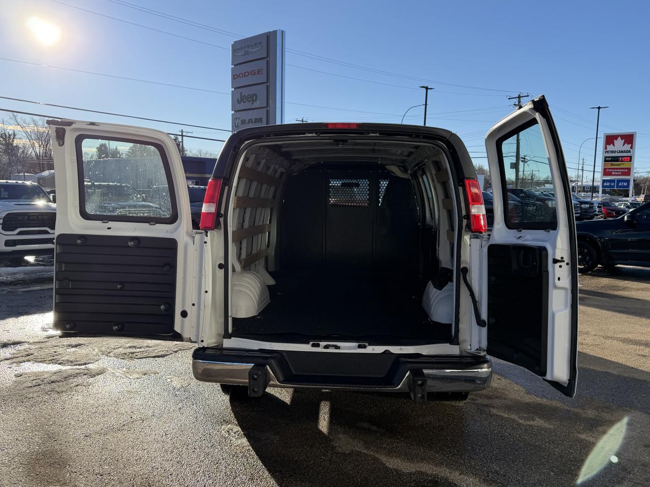 2024 Chevrolet Express Cargo Van CARGO | 135" | Back Up Camera | Low Mileage | Power Options Redwater AB