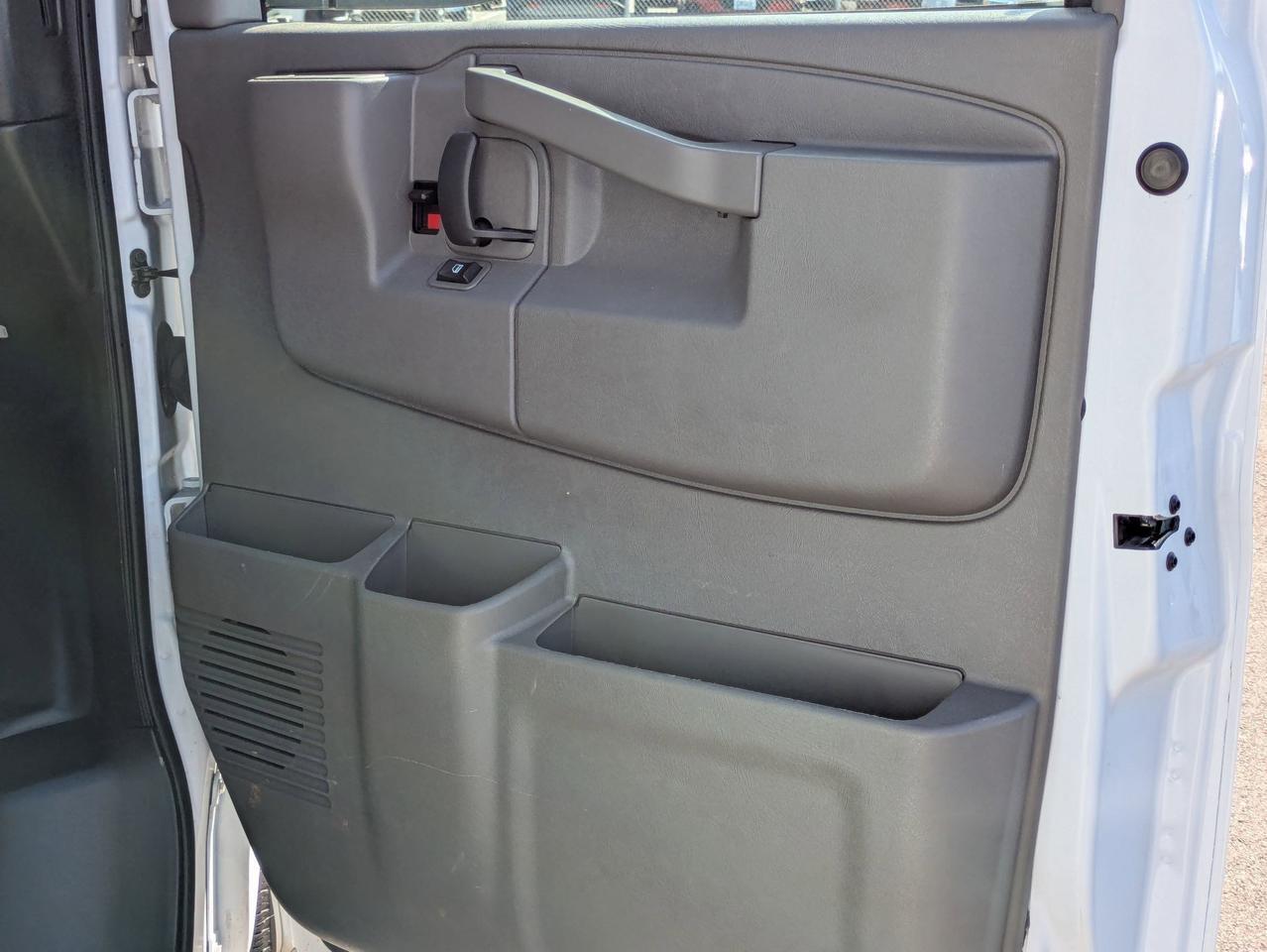 2024 Chevrolet Express Cargo Van CARGO Castroville TX