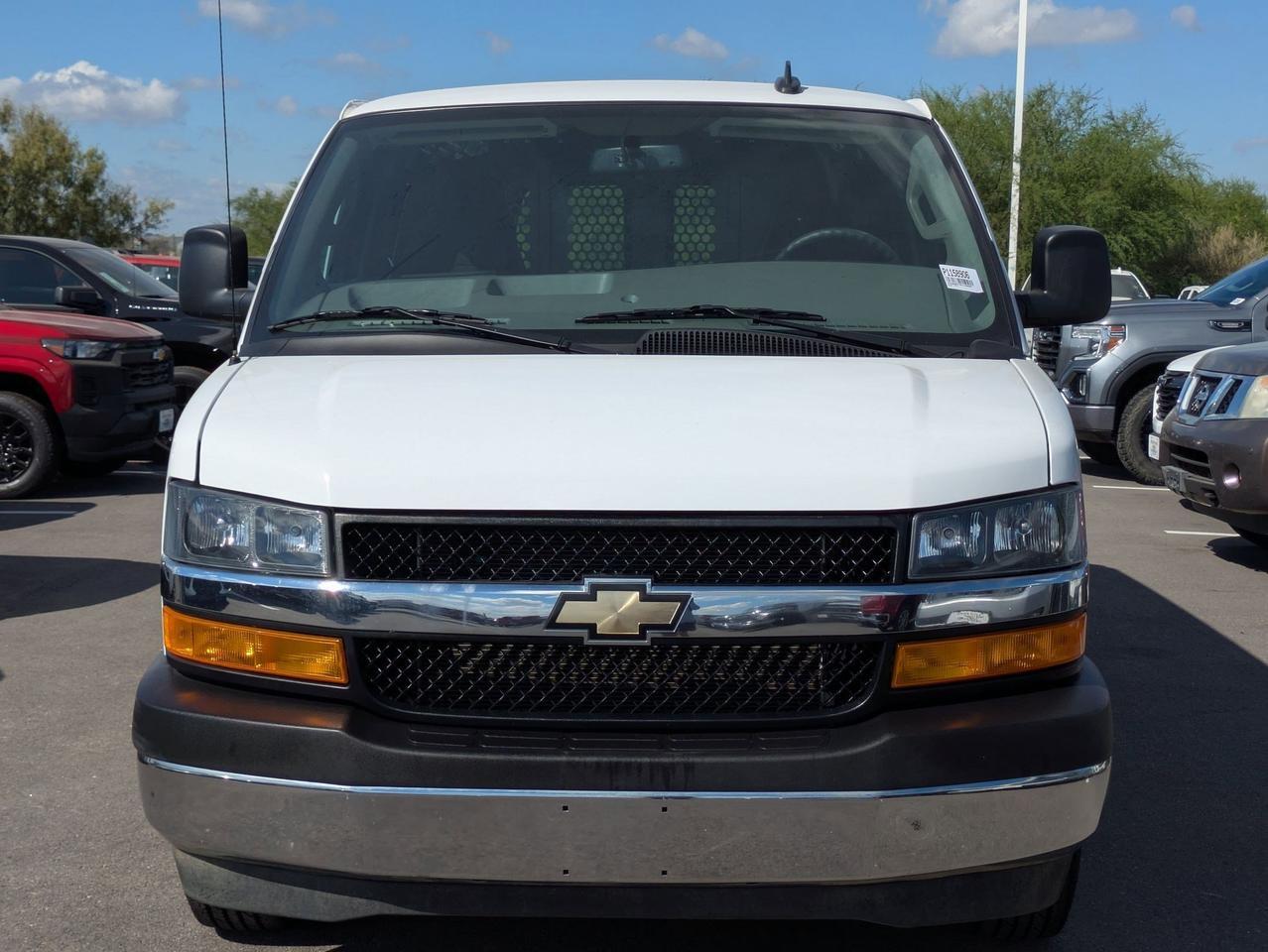 2024 Chevrolet Express Cargo Van CARGO Castroville TX