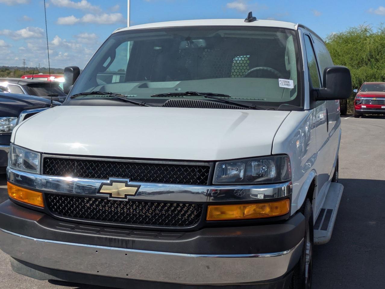 2024 Chevrolet Express Cargo Van CARGO Castroville TX