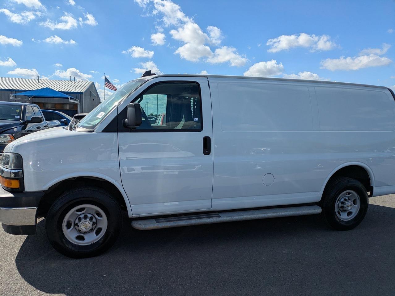 2024 Chevrolet Express Cargo Van CARGO Castroville TX