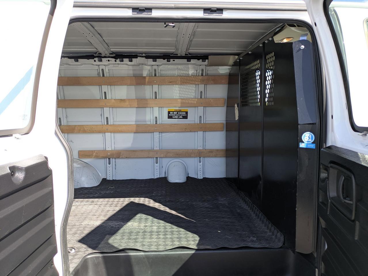 2024 Chevrolet Express Cargo Van CARGO Castroville TX
