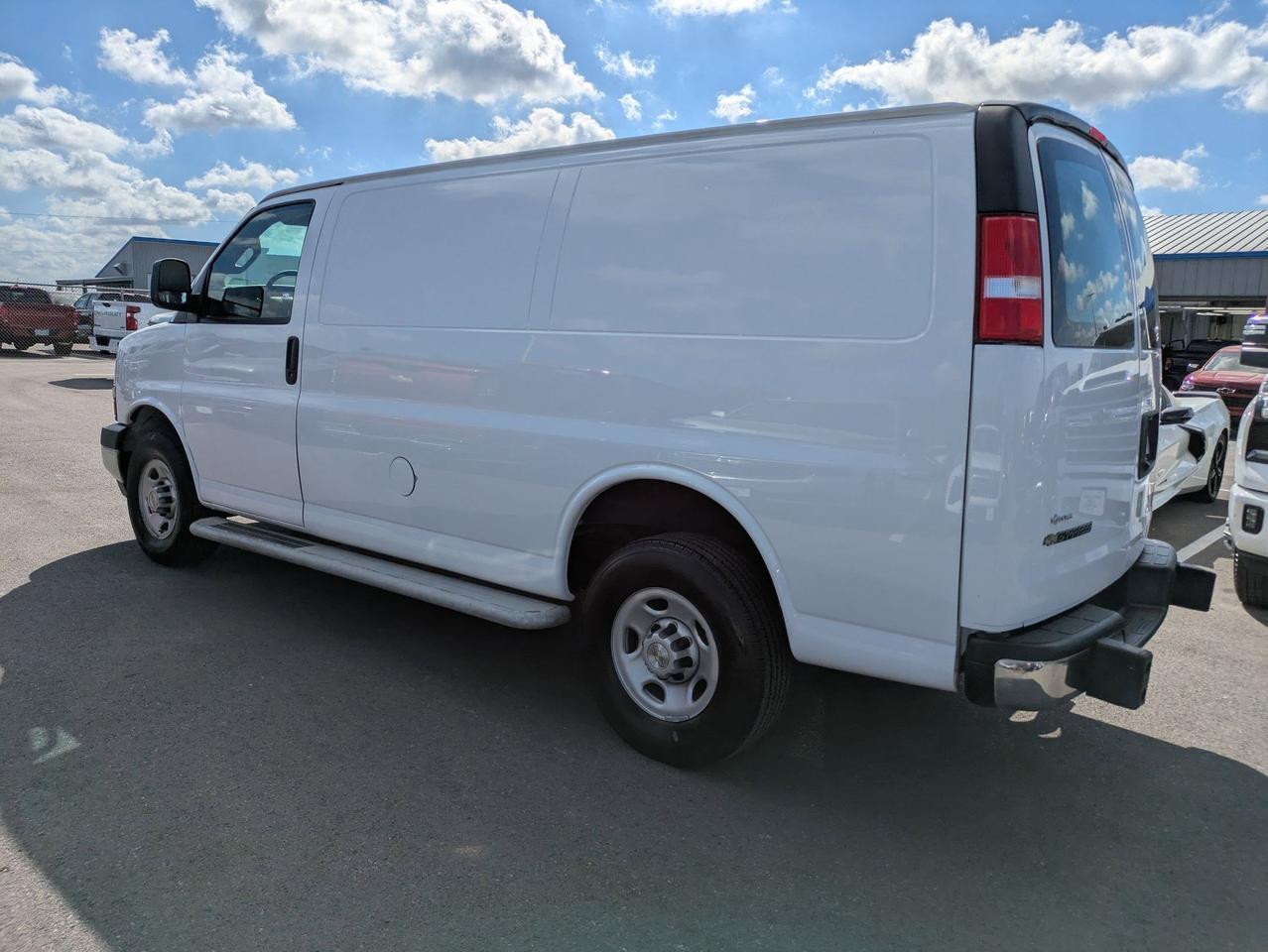 2024 Chevrolet Express Cargo Van CARGO Castroville TX