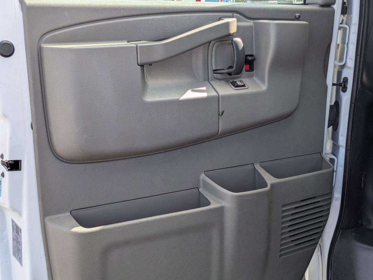 2024 Chevrolet Express Cargo Van CARGO Castroville TX