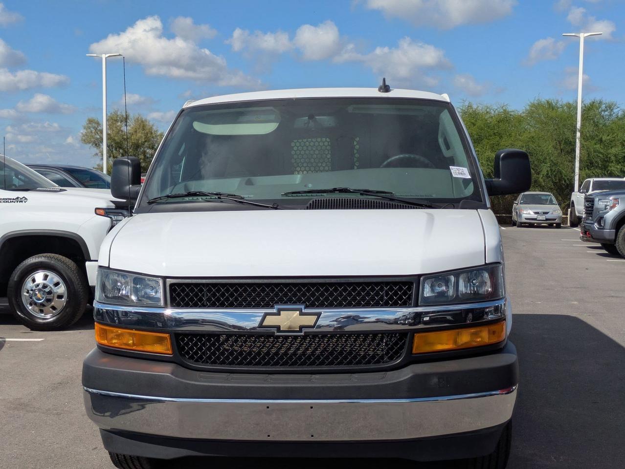 2024 Chevrolet Express Cargo Van CARGO Castroville TX