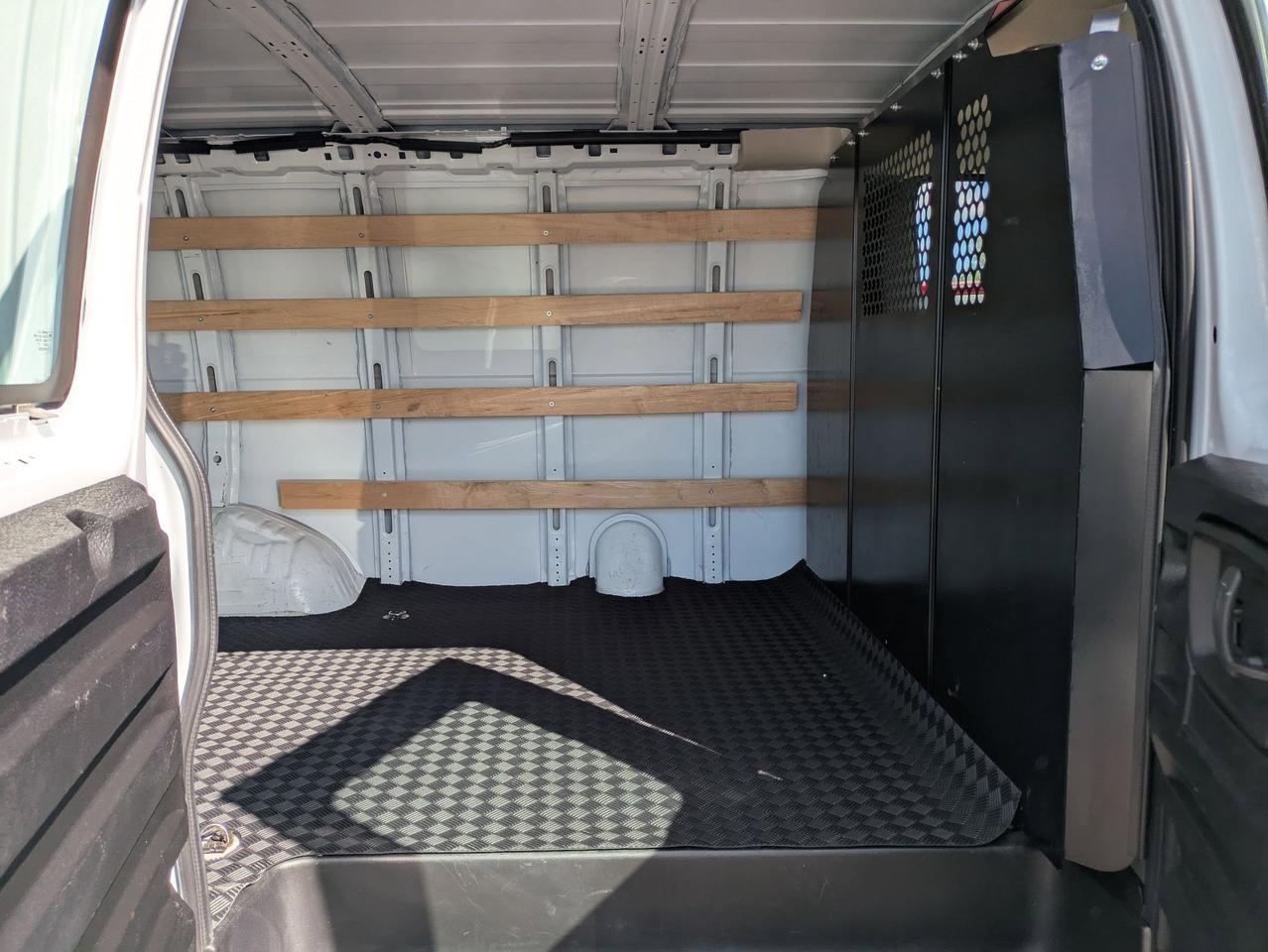 2024 Chevrolet Express Cargo Van CARGO Castroville TX