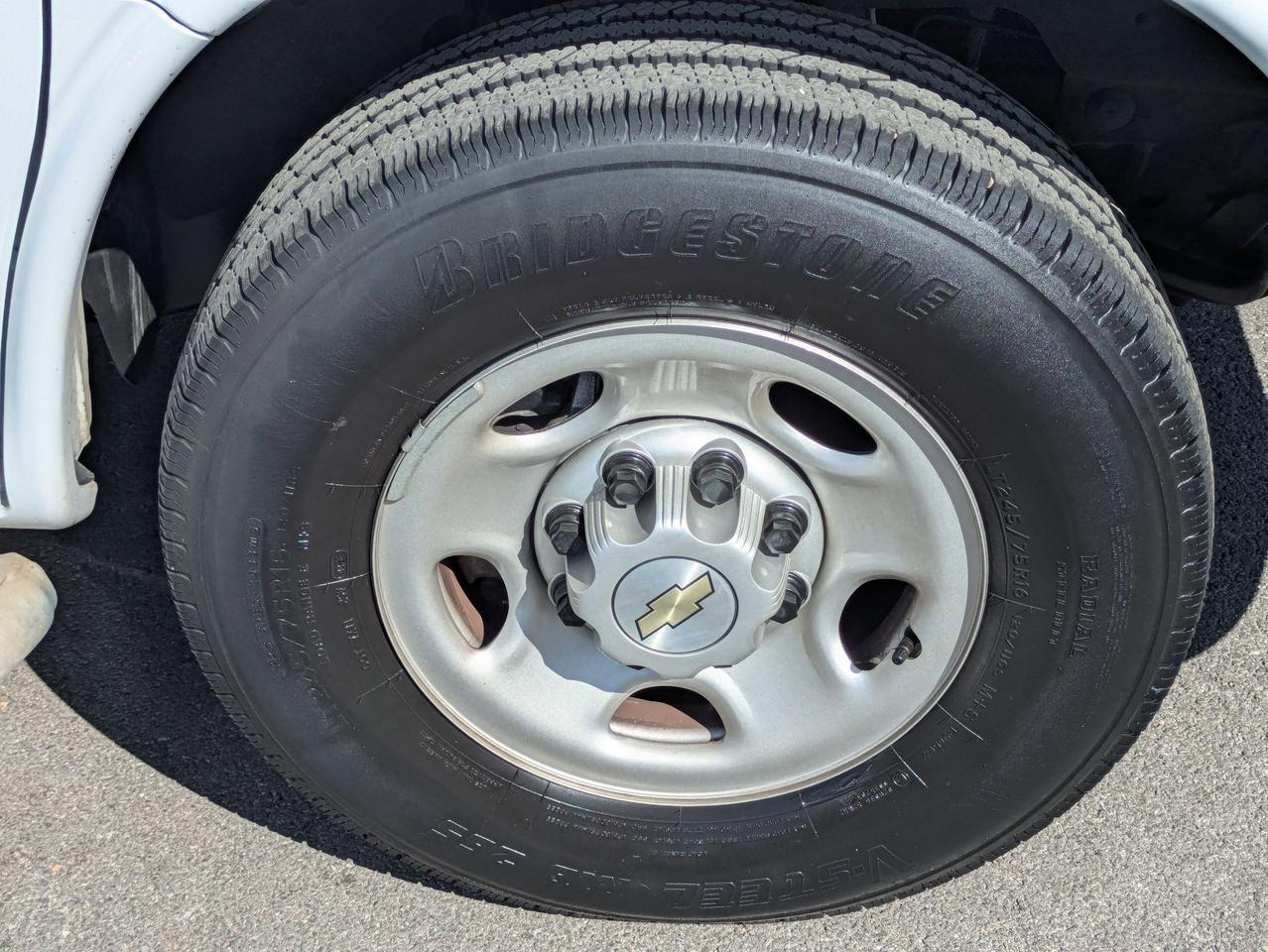 2024 Chevrolet Express Cargo Van CARGO Castroville TX