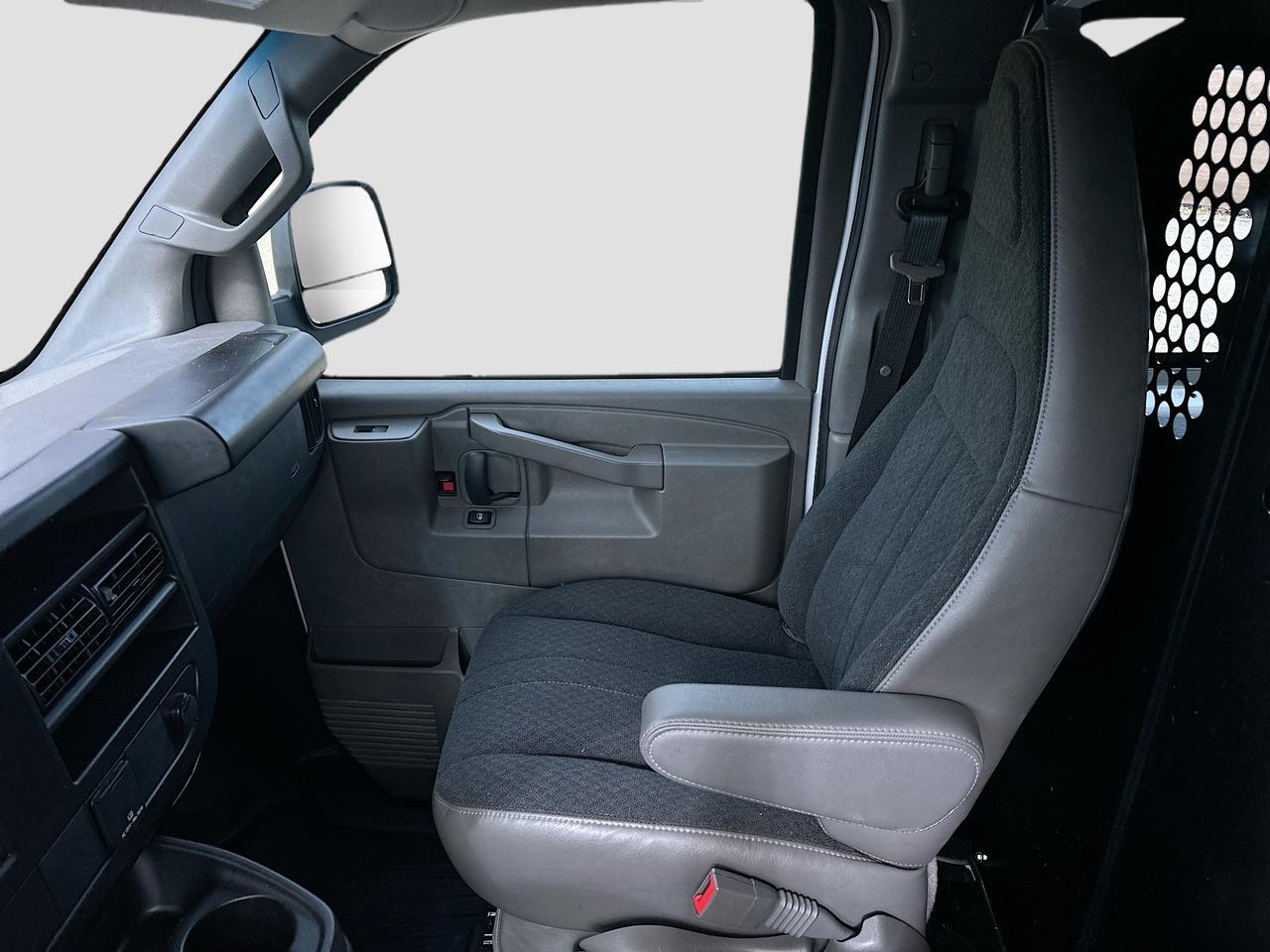 2024 Chevrolet Express Cargo Van RWD 2500 Venice FL