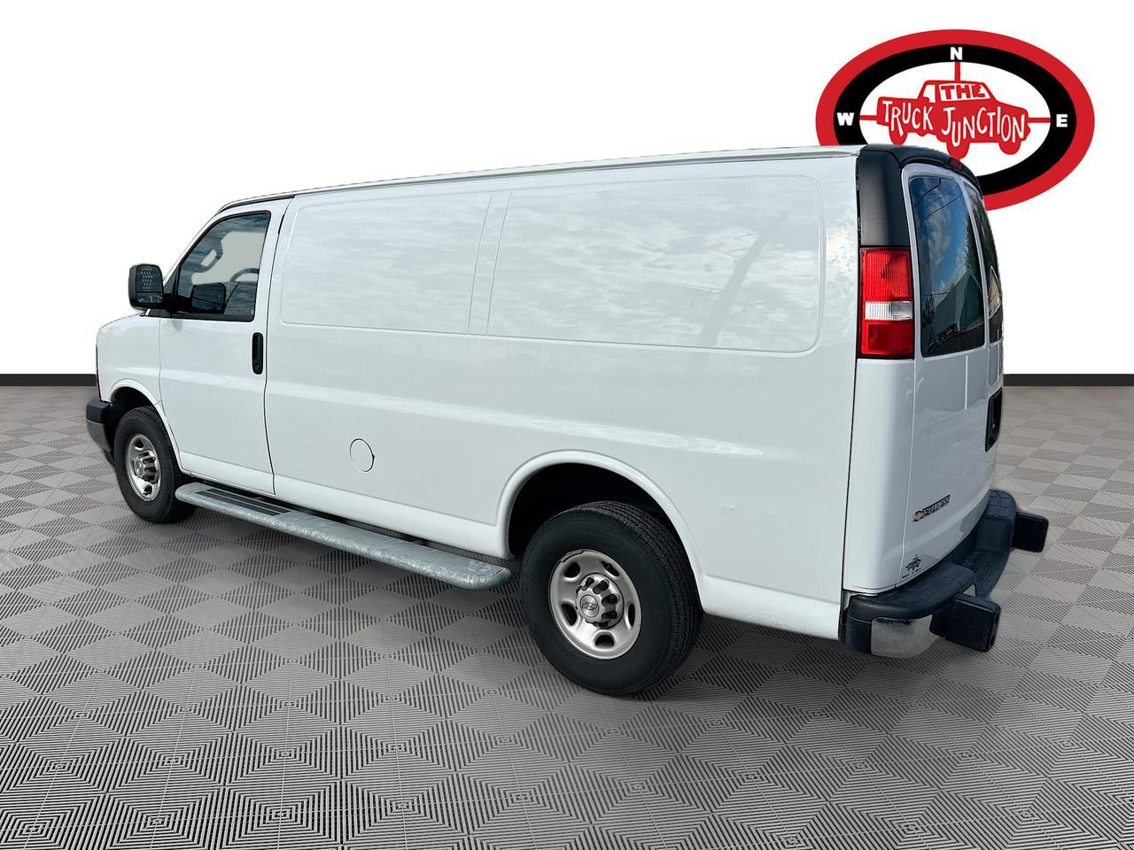 2024 Chevrolet Express Cargo Van RWD 2500 Venice FL