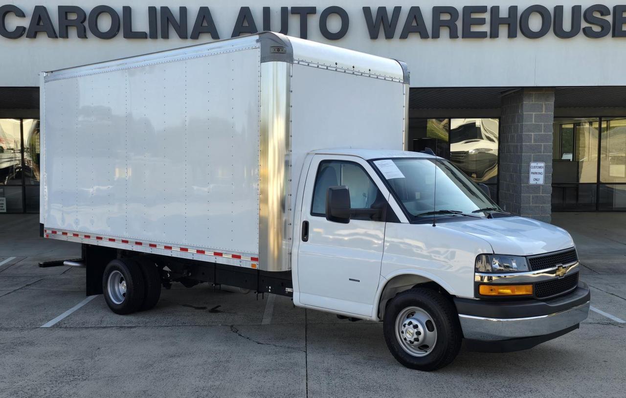 2024 Chevrolet Express Commercial Cutaway 3500 DRW 16ft Box W/Roll-Up Door and Pull-Out Ramp Concord NC