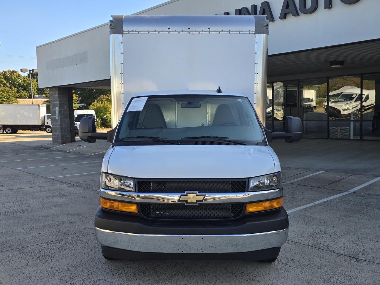 2024 Chevrolet Express Commercial Cutaway 3500 DRW 16ft Box W/Roll-Up Door and Pull-Out Ramp Concord NC