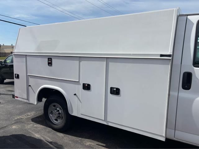 2024 Chevrolet Express Cutaway 3500 Fitchburg MA