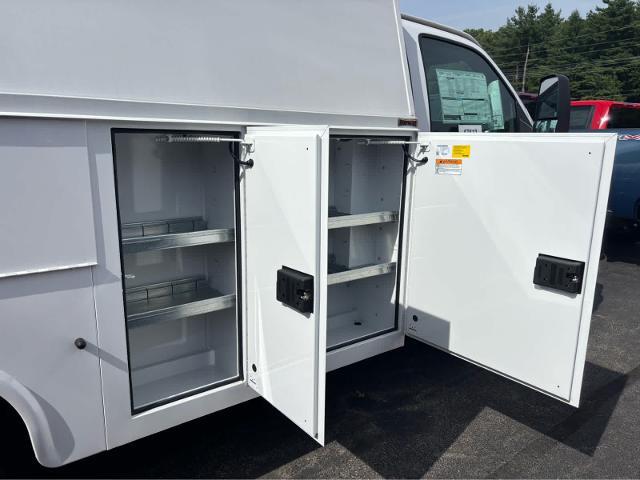 2024 Chevrolet Express Cutaway 3500 Fitchburg MA